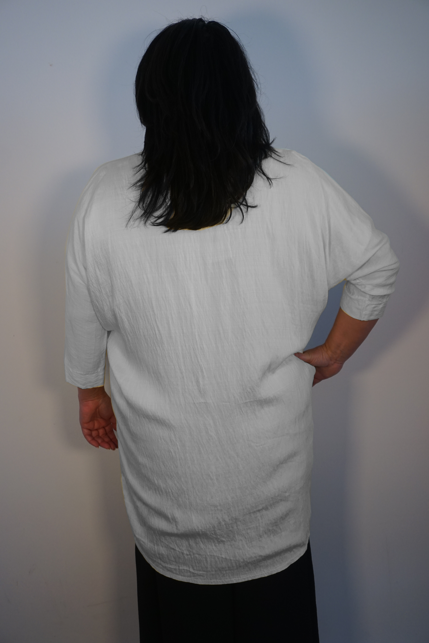 LONGLINE LIGHTWEIGHT JACKET - WHITE